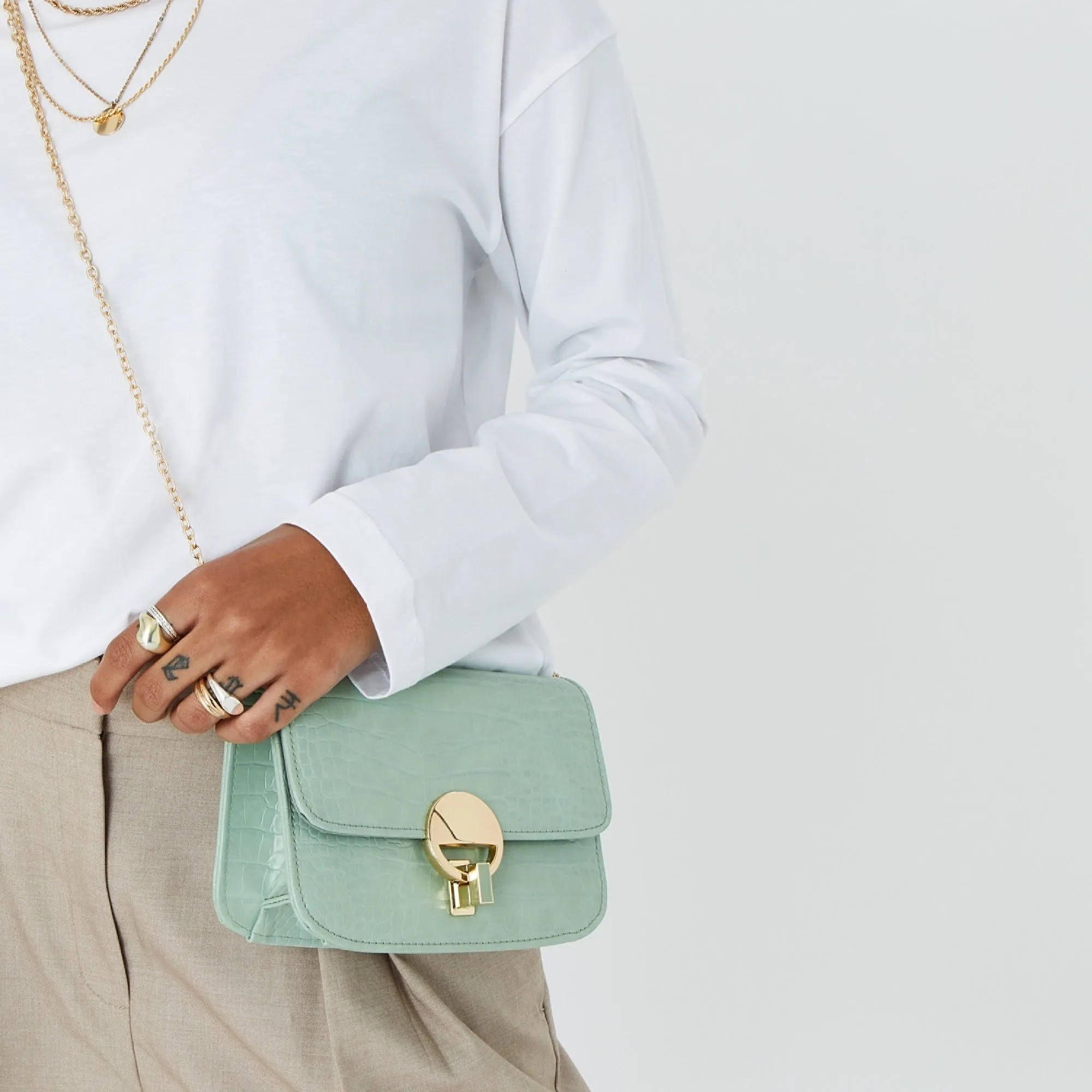 Accessorize London Women's Faux Leather Greem Croc Lock Chain Party Bag