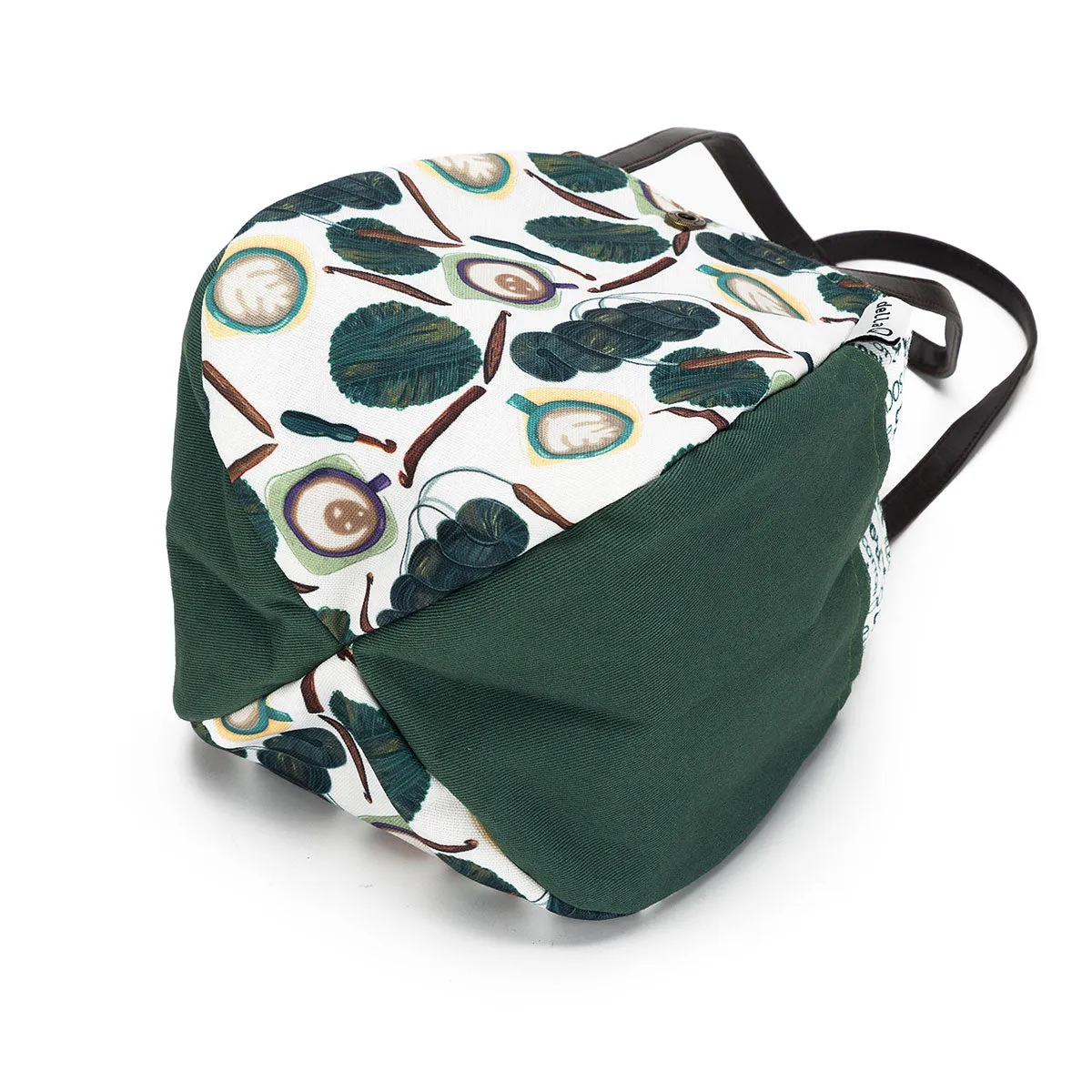 della Q Rosemary - 220-1 - Fabric Print Collection - Yarn Bombing