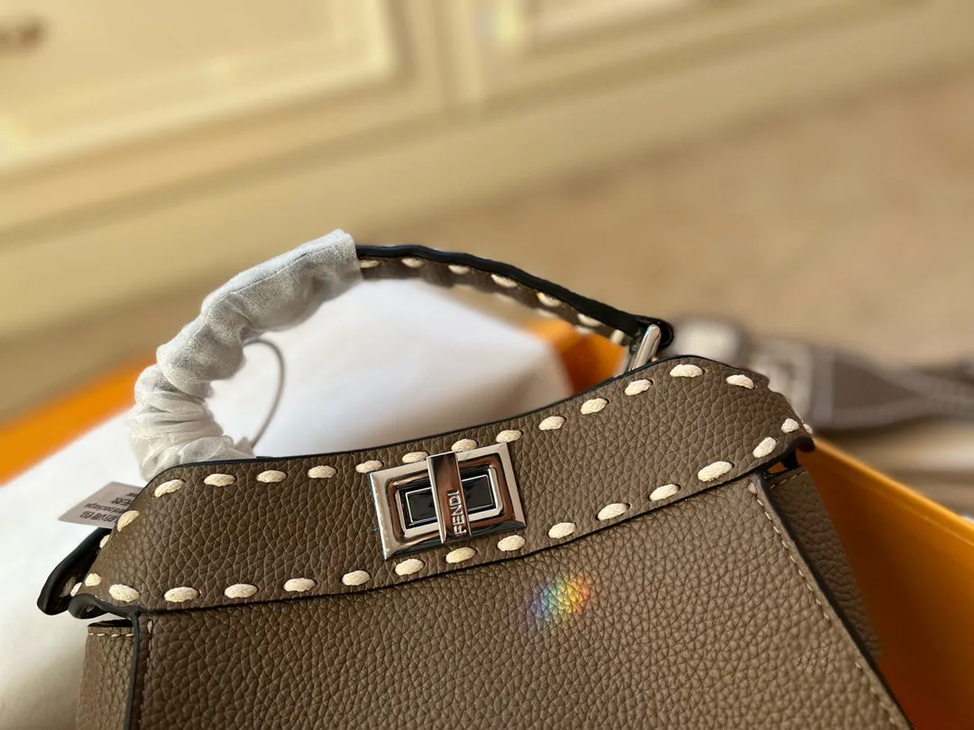 EN   Designer bags by Fendi 249
