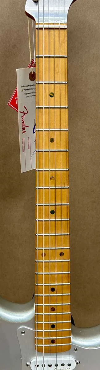 Fender H.E.R. Signature Stratocaster Chrome Glow - 2020
