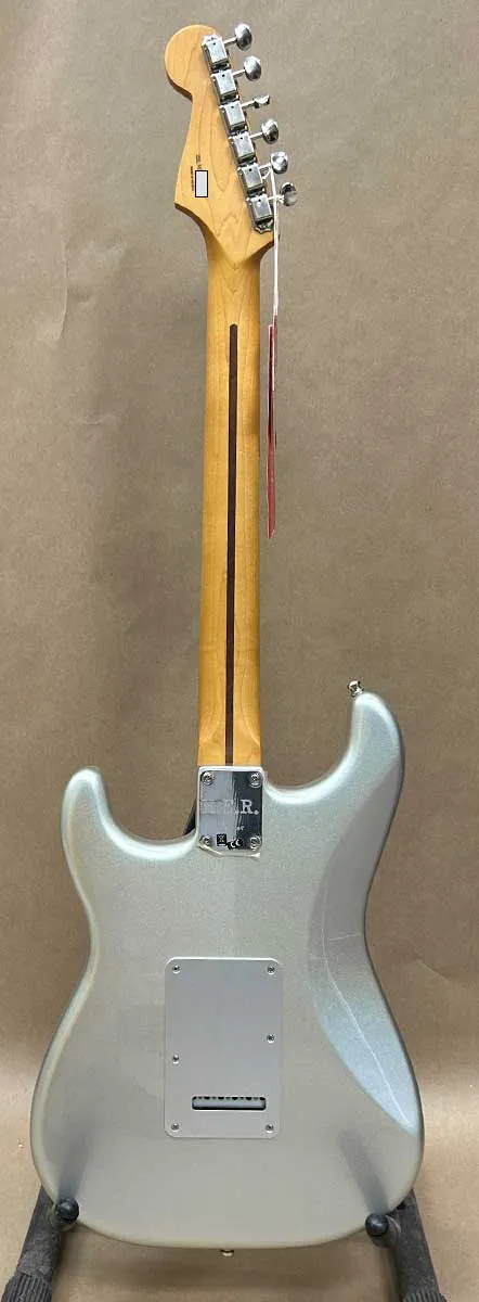 Fender H.E.R. Signature Stratocaster Chrome Glow - 2020