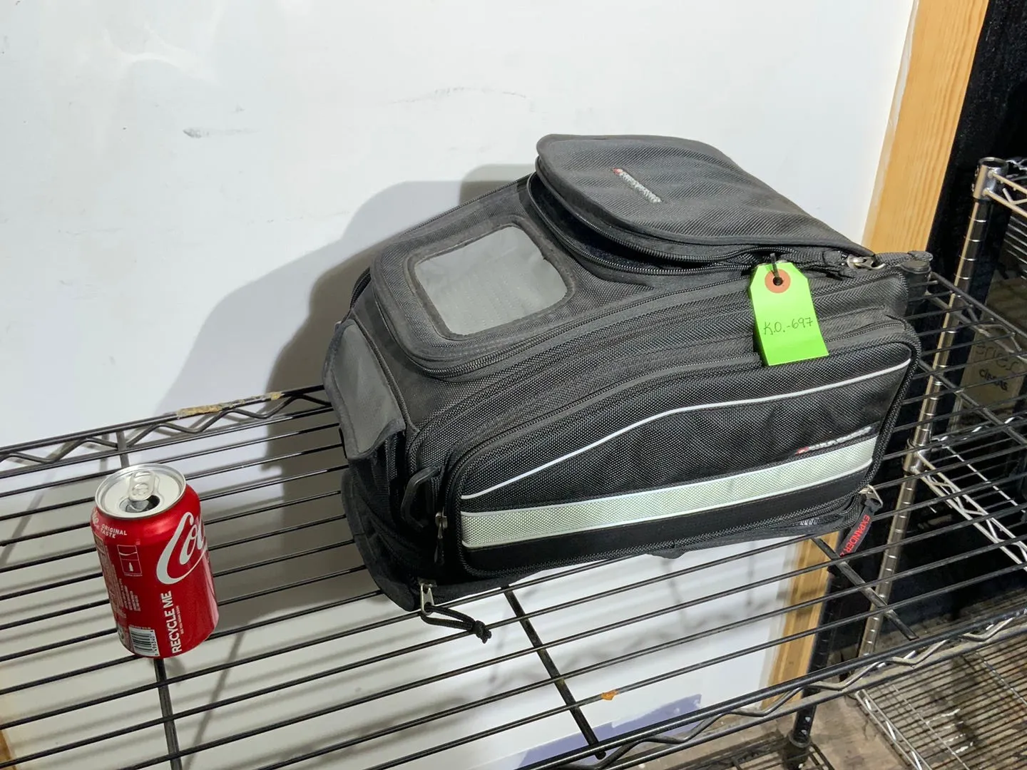 Firstgear large tank bag - magnetic mount, expandable
