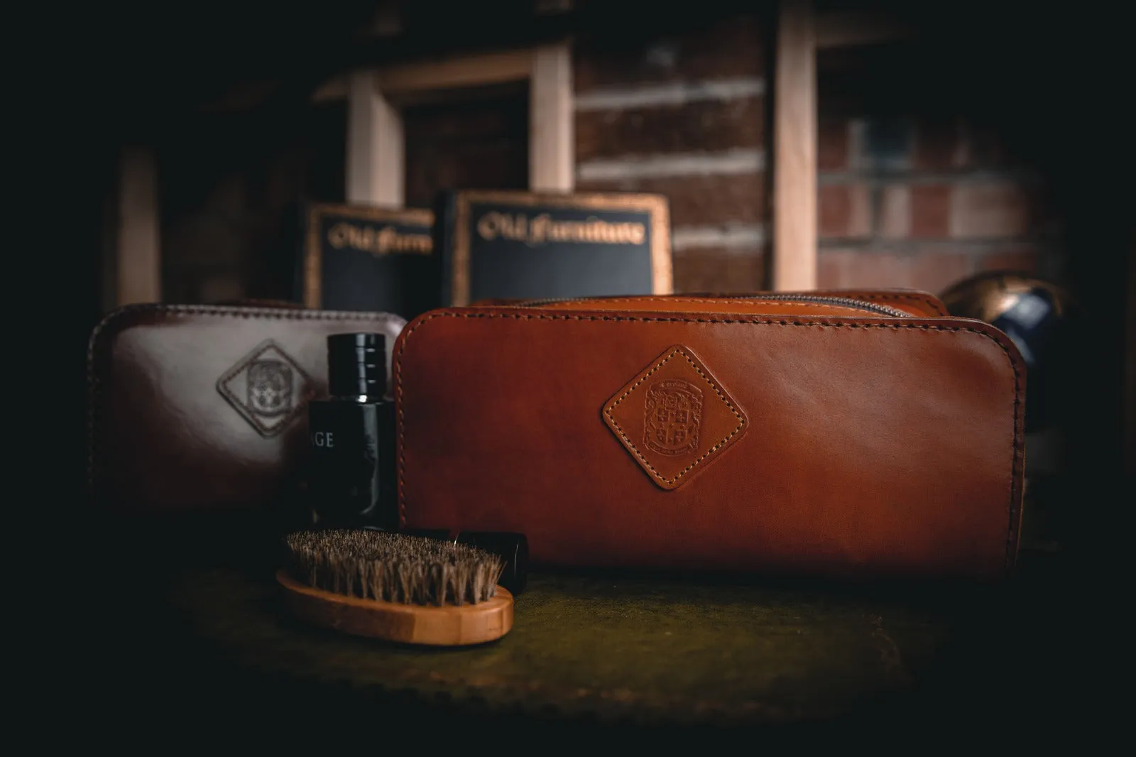Holmes Toiletry Bag - Large