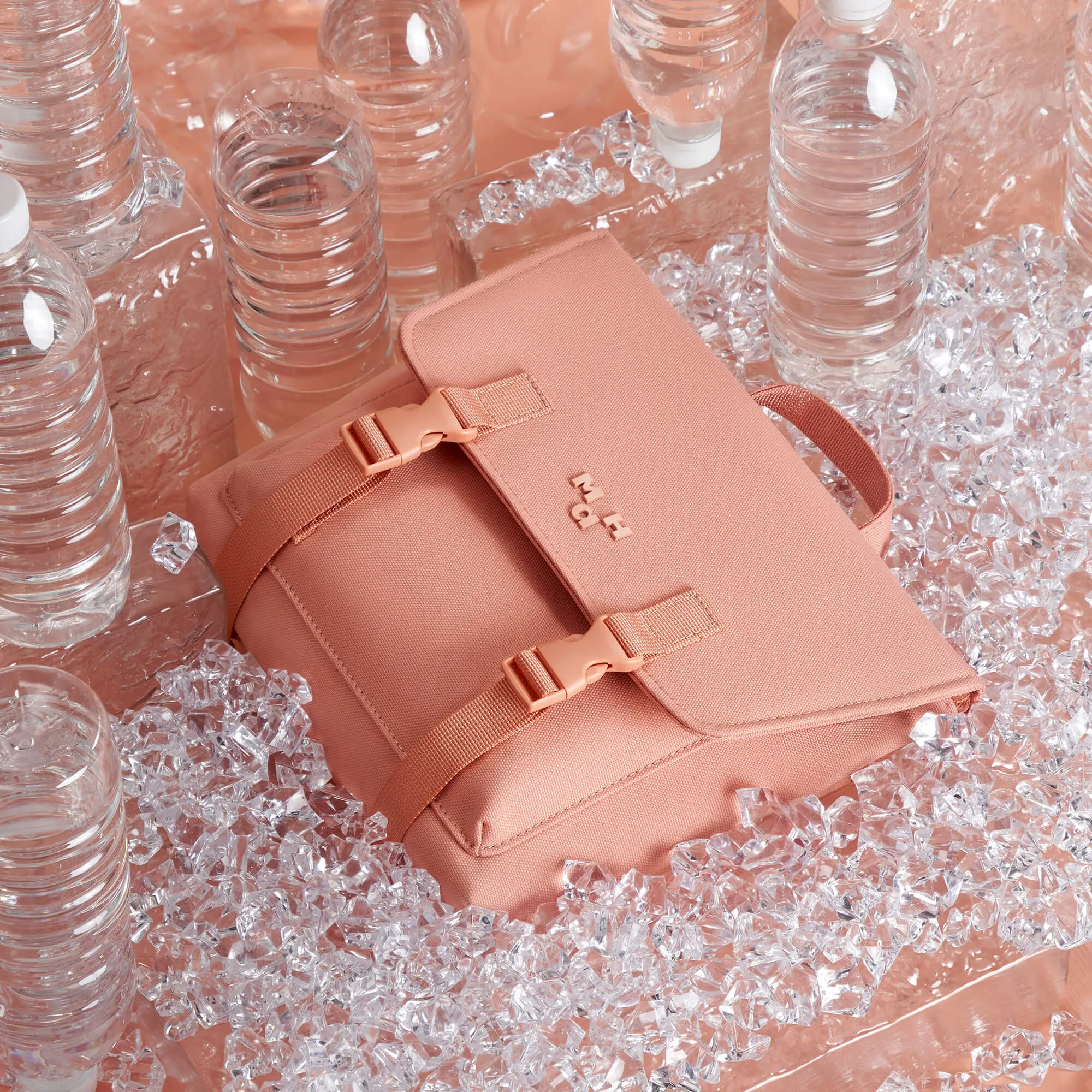 Oli Crossbody Backpack | Glacier Pink | 3L