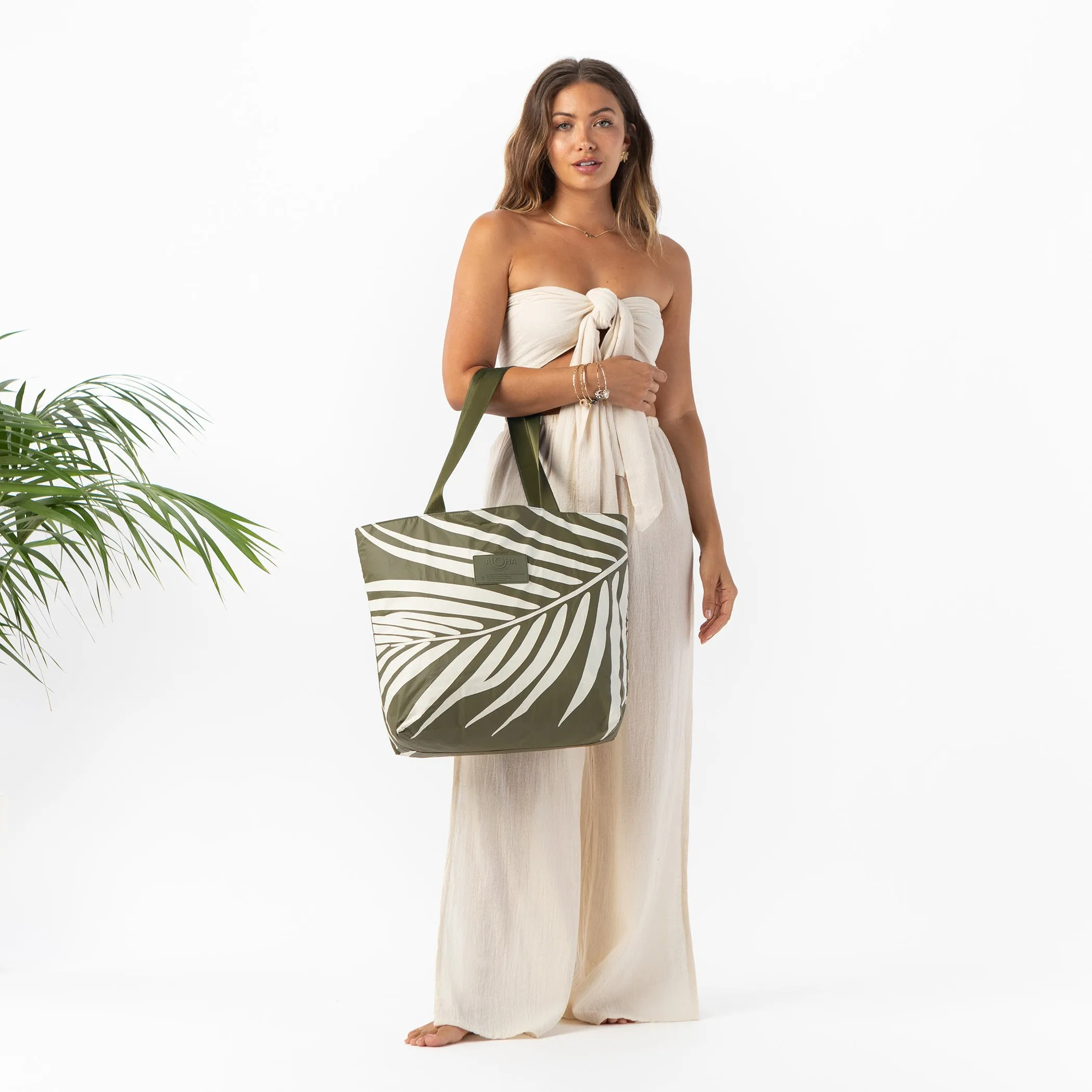 Shade Day Tripper / Creme & Olive